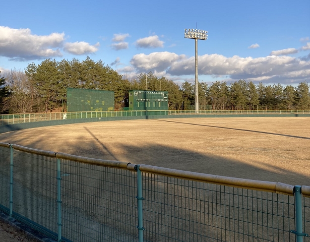 神原荘_合宿プラン_野球場あります